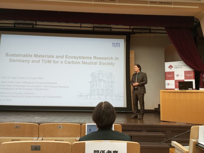 Our Bio-HLEDs flew to Japan!